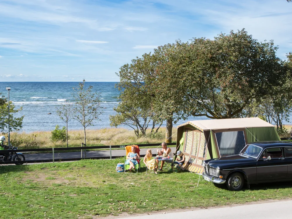 Campingtomt MEDEL 8x10 meter inkl. el, VA och wifi