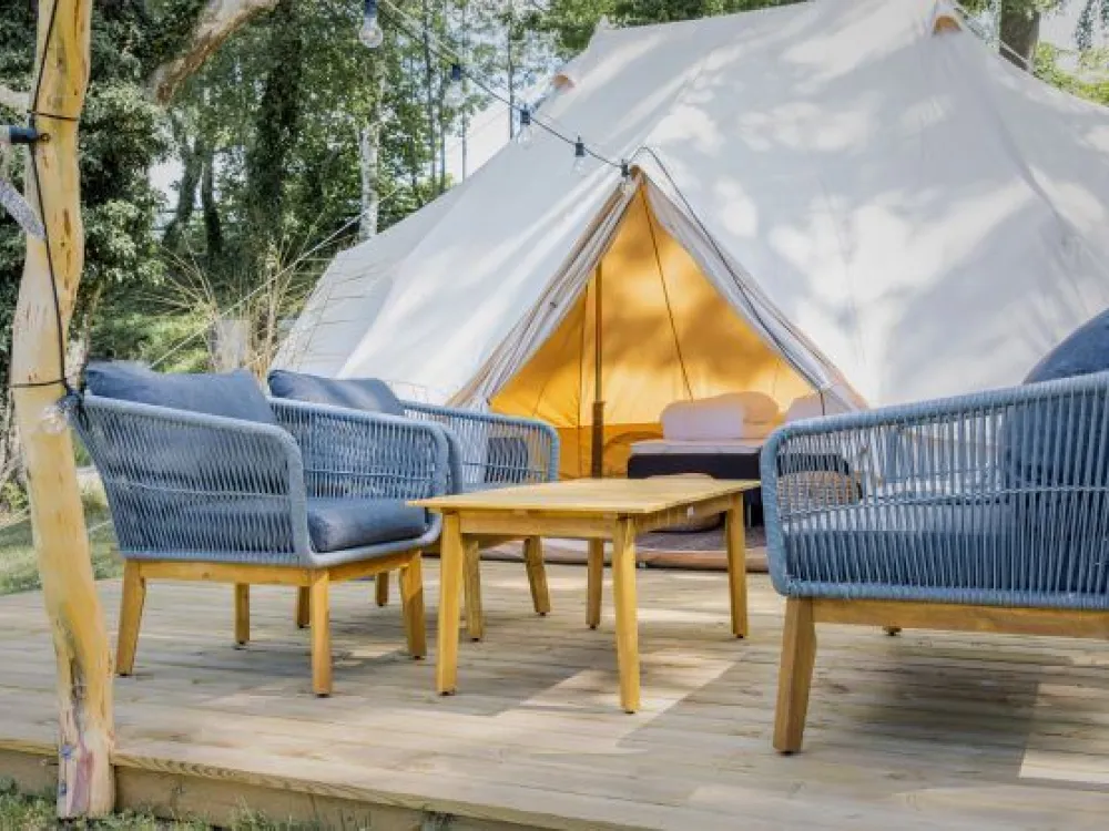 Glampingtält De Luxe 2+1 bädd, 15kvm